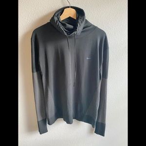 🎈NIKE Funnel Neck Top